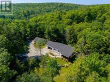 315 NORTH FOX LAKE ROAD W | Huntsville Ontario | Slide Image Five