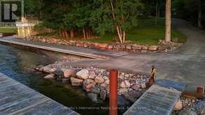 250 GORDON DRIVE | Penetanguishene Ontario | Slide Image Forty-eight