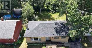 365 PINEGROVE STREET | Gravenhurst Ontario | Slide Image Five