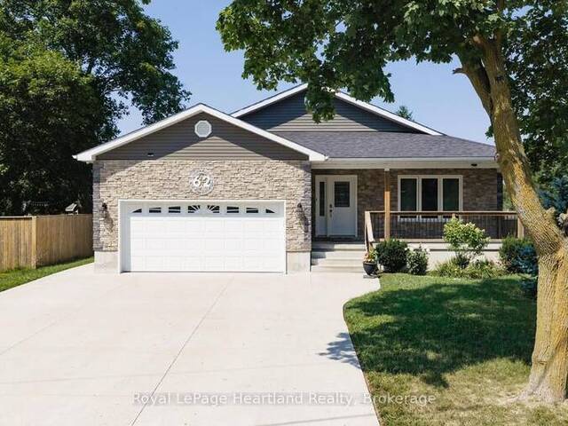 62 VICTORIA BOULEVARD Clinton Ontario, N0M 1L0 - 4 Bedrooms Home For Sale