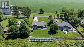 810 LAKE RANGE DRIVE | Kincardine Ontario | Slide Image Four