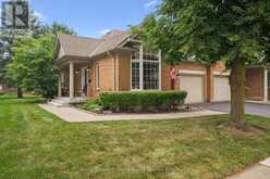 9 MAGNOLIA LANE | Guelph Ontario | Slide Image One