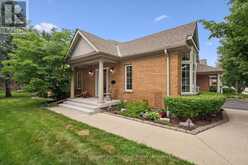 9 MAGNOLIA LANE | Guelph Ontario | Slide Image Three