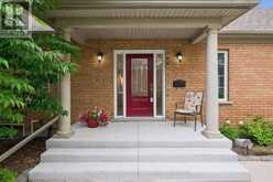 9 MAGNOLIA LANE | Guelph Ontario | Slide Image Five
