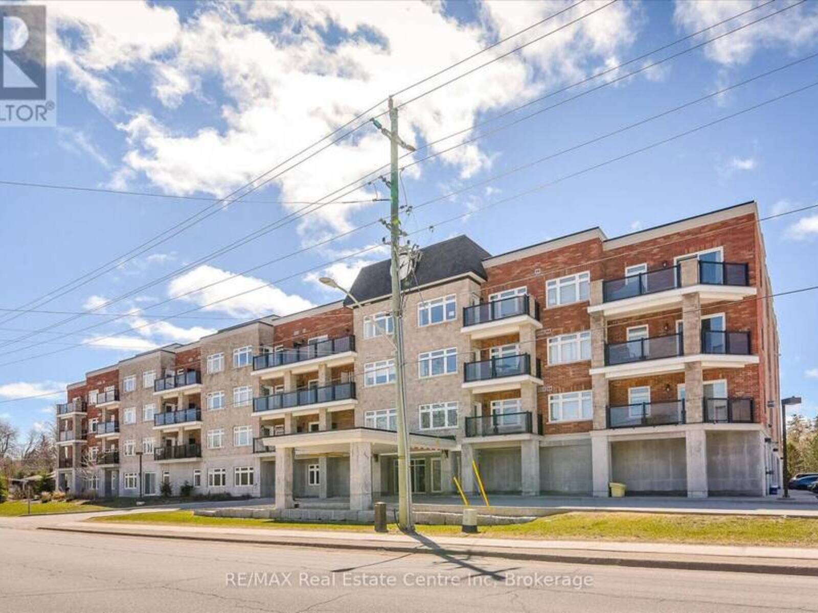 101 - 245 SCOTLAND STREET, Fergus, Ontario N1M 0B5
