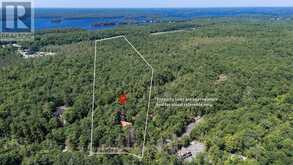 1075 LEONARD LAKE 2 ROAD | Bracebridge Ontario | Slide Image Forty-four