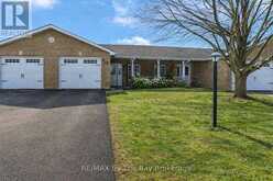 65 MEADOW LANE | Wasaga Beach Ontario | Slide Image Four