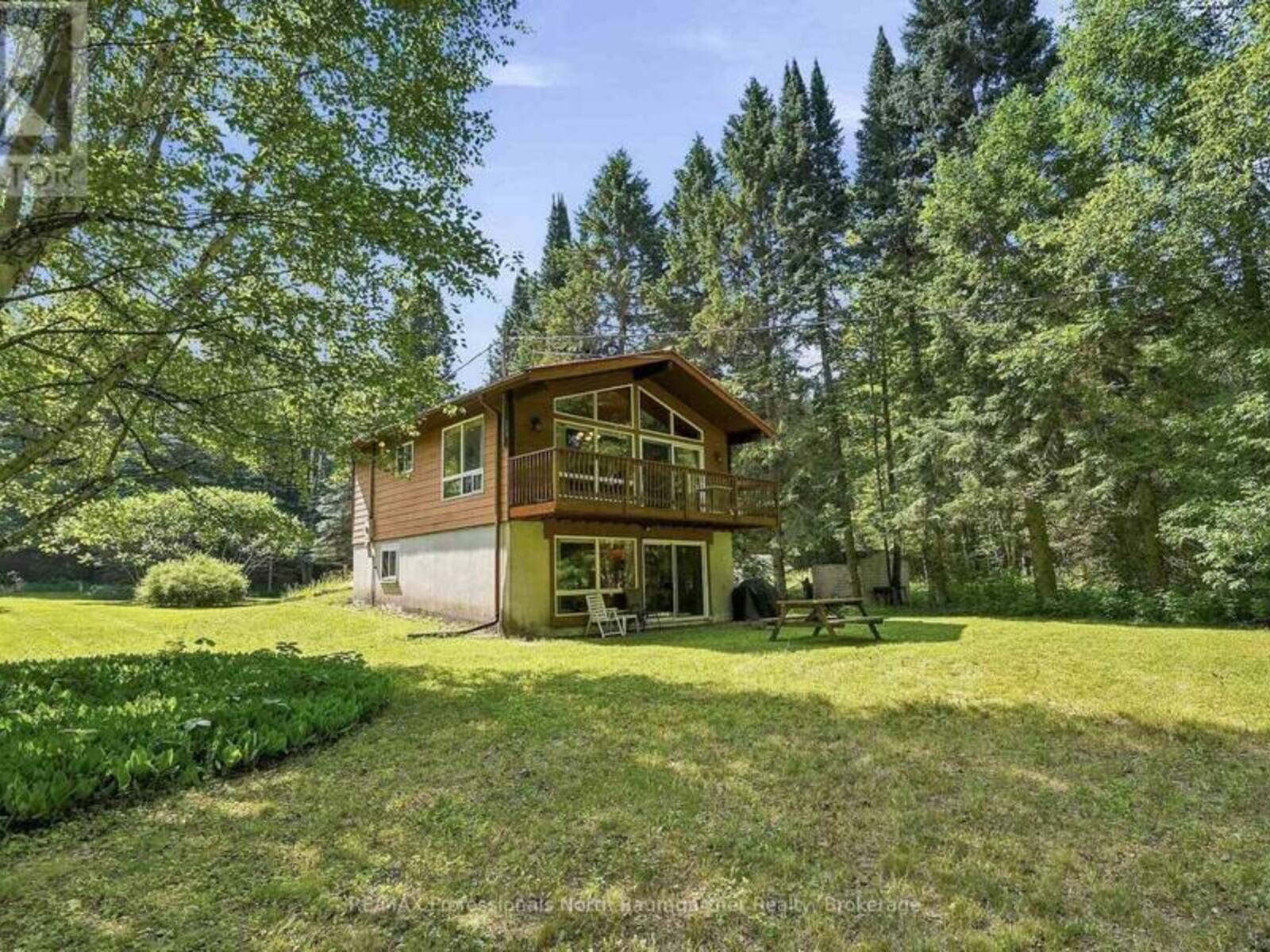 1125 PROVIDENCE DRIVE, Haliburton, Ontario K0M 1S0