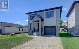 643 MARTIN STREET | Mount Forest Ontario | Slide Image Five