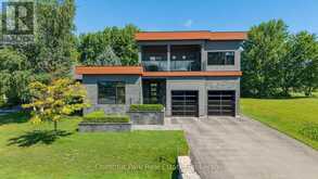 131 GRAND CYPRESS LANE | The Blue Mountains Ontario | Slide Image One
