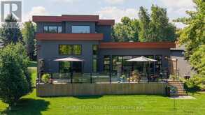 131 GRAND CYPRESS LANE | The Blue Mountains Ontario | Slide Image Two