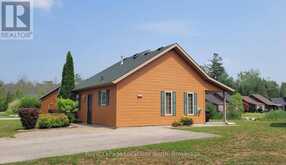 50 CABIN CRESCENT | Wasaga Beach Ontario | Slide Image One
