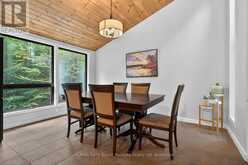 34 SILVER POINT DRIVE | Seguin Ontario | Slide Image Thirteen