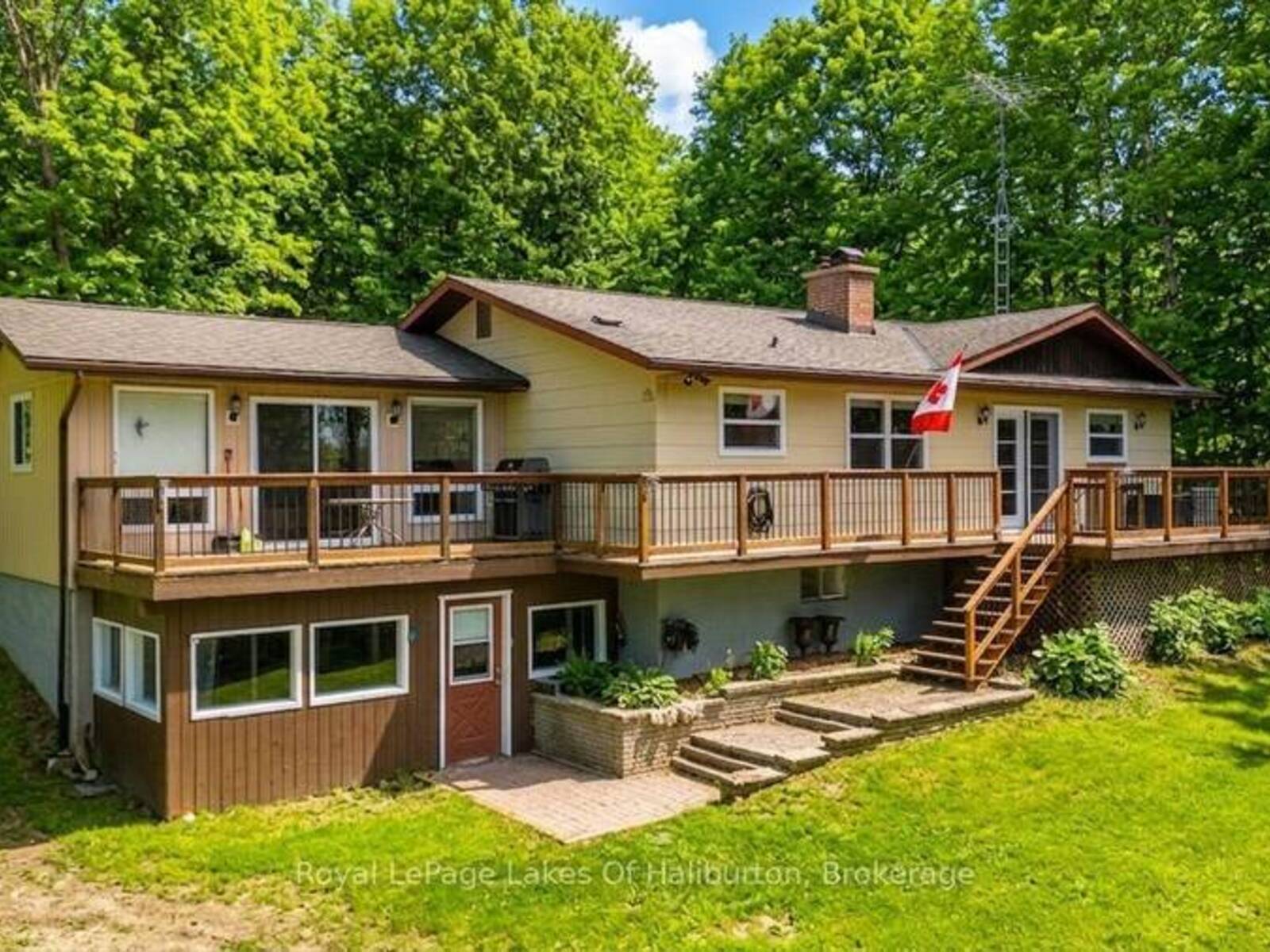 1096 CHELSEA LANE, Haliburton, Ontario K0M 1S0