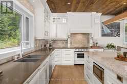 1106 NORTH PICKEREL LAKE ROAD | Magnetawan Ontario | Slide Image Fifteen