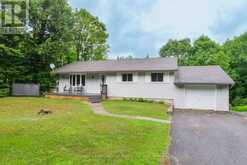 1048 OLD FALKENBURG ROAD | Bracebridge Ontario | Slide Image Three