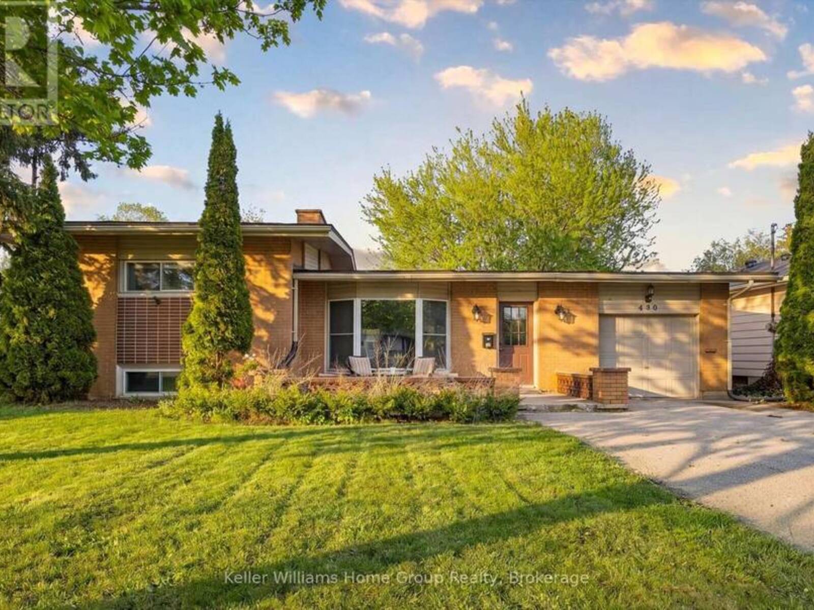 490 GARAFRAXA STREET E, Fergus, Ontario N1M 1E5