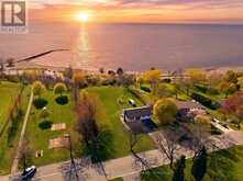306 LAKESIDE DRIVE | Goderich Ontario | Slide Image Four