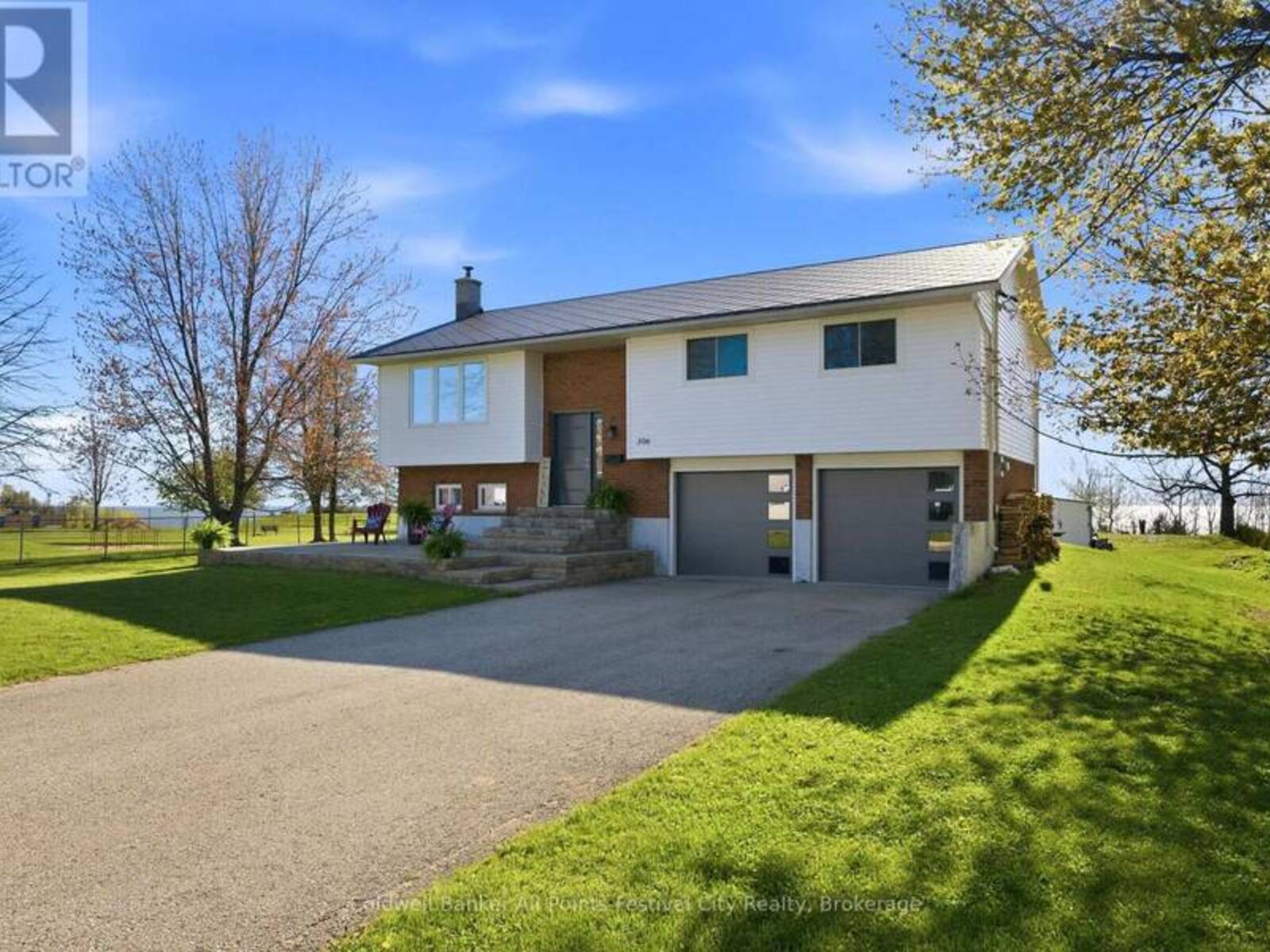 306 LAKESIDE DRIVE, Goderich, Ontario N7A 3X7