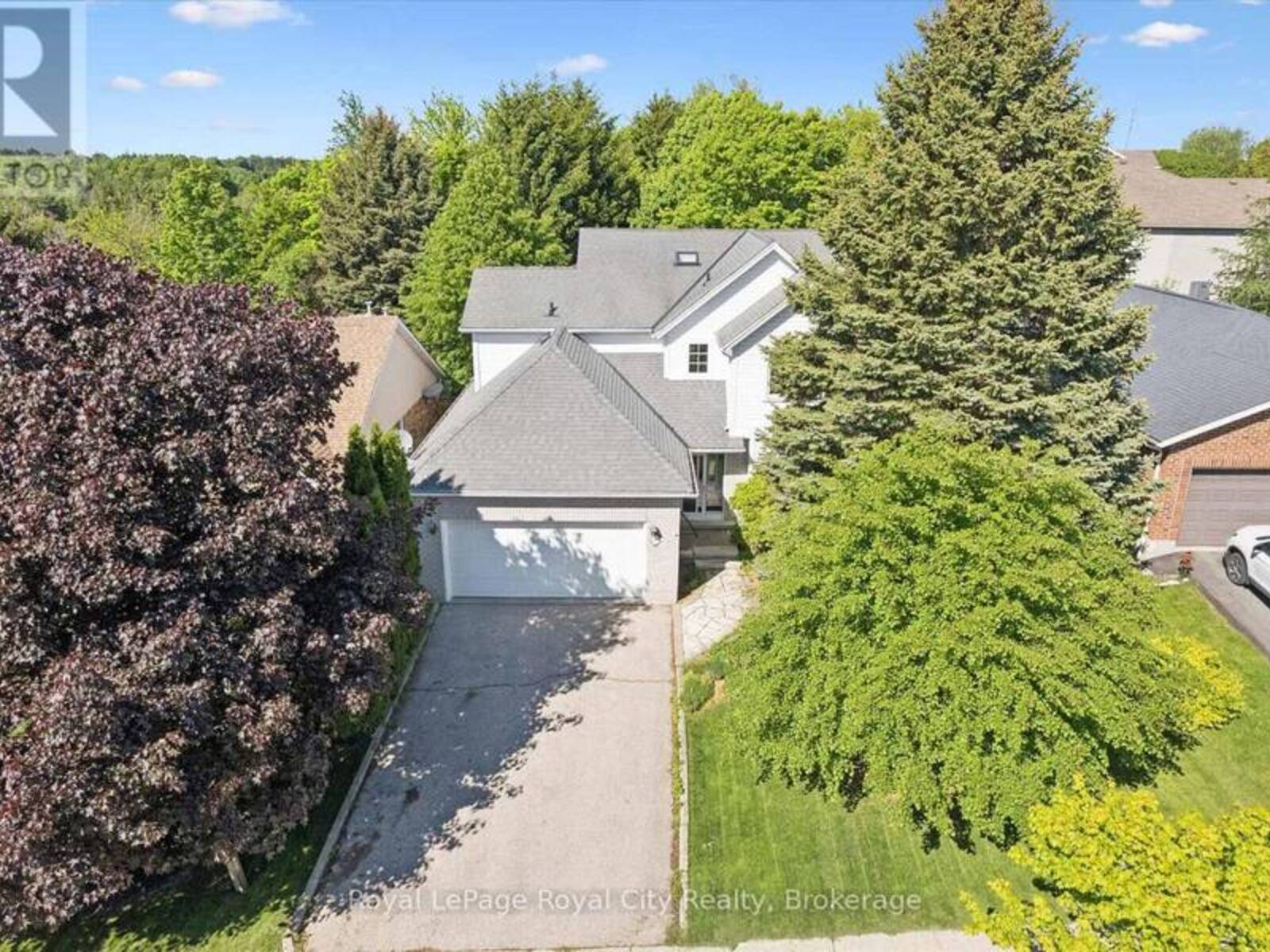 539 HARVEY STREET, Fergus, Ontario N1M 3K2