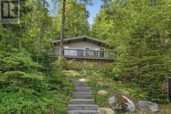 1021 COLONIZATION TRAIL | Haliburton Ontario | Slide Image Three