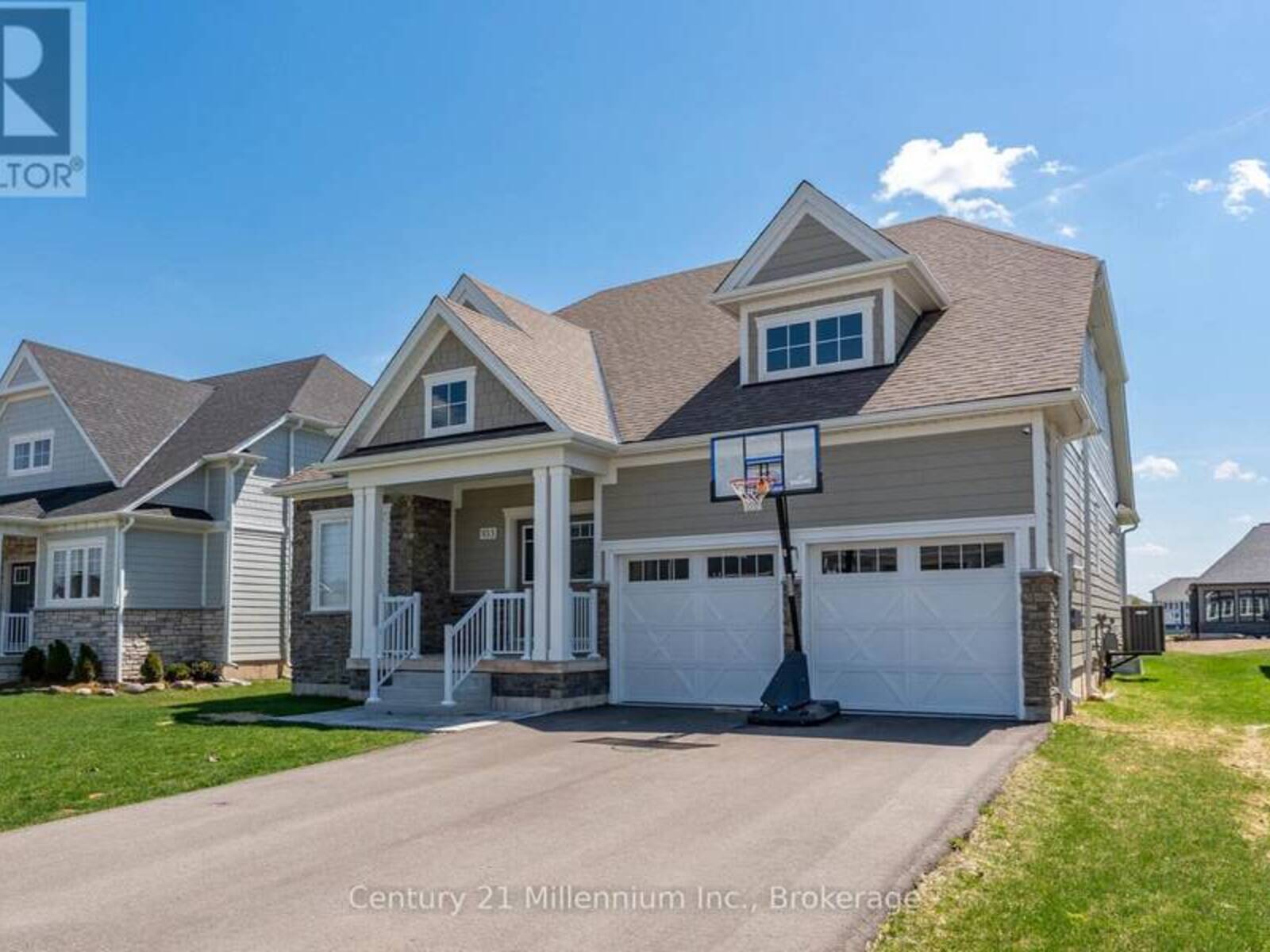 103 LAURENS LANE, Georgian Bluffs, Ontario N0H 1S0