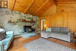479 DYERS BAY ROAD | Miller Lake Ontario | Slide Image Ten