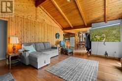 479 DYERS BAY ROAD | Miller Lake Ontario | Slide Image Twelve