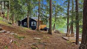 1040 WALKER LAKE DRIVE | Huntsville Ontario | Slide Image Forty-four
