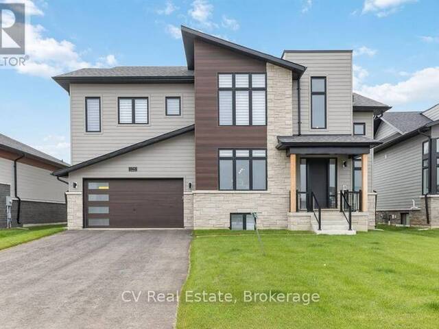 125 STONELEIGH DRIVE The Blue Mountains Ontario, L9Y 4X5 - 6 Bedrooms Home For Sale