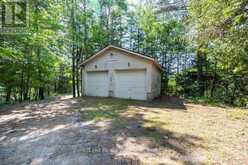 1211 WALDMERE ROAD | Bracebridge Ontario | Slide Image Thirteen