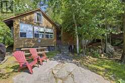 1211 WALDMERE ROAD | Bracebridge Ontario | Slide Image Nineteen