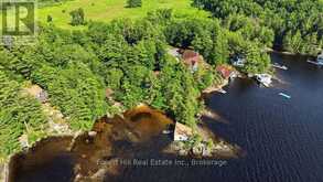 1211 WALDMERE ROAD | Bracebridge Ontario | Slide Image Nine