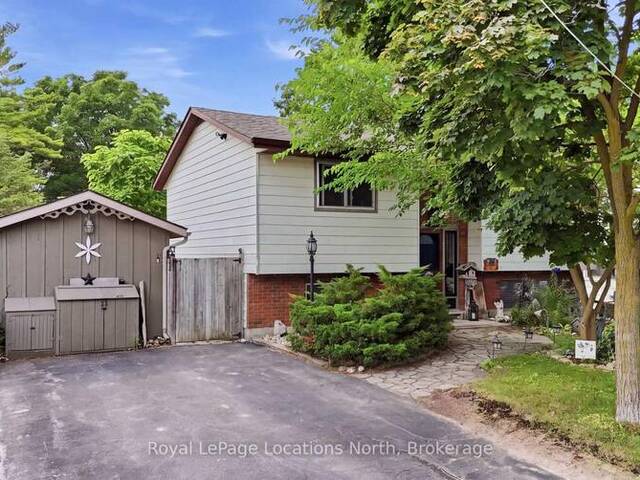 488 MAPLE STREET Collingwood Ontario, L9Y 2S5 - 5 Bedrooms Home For Sale