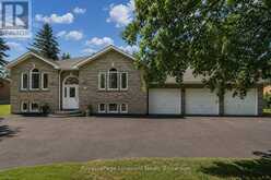 33 BIRCHWOOD TRAIL | Wasaga Beach Ontario | Slide Image Two