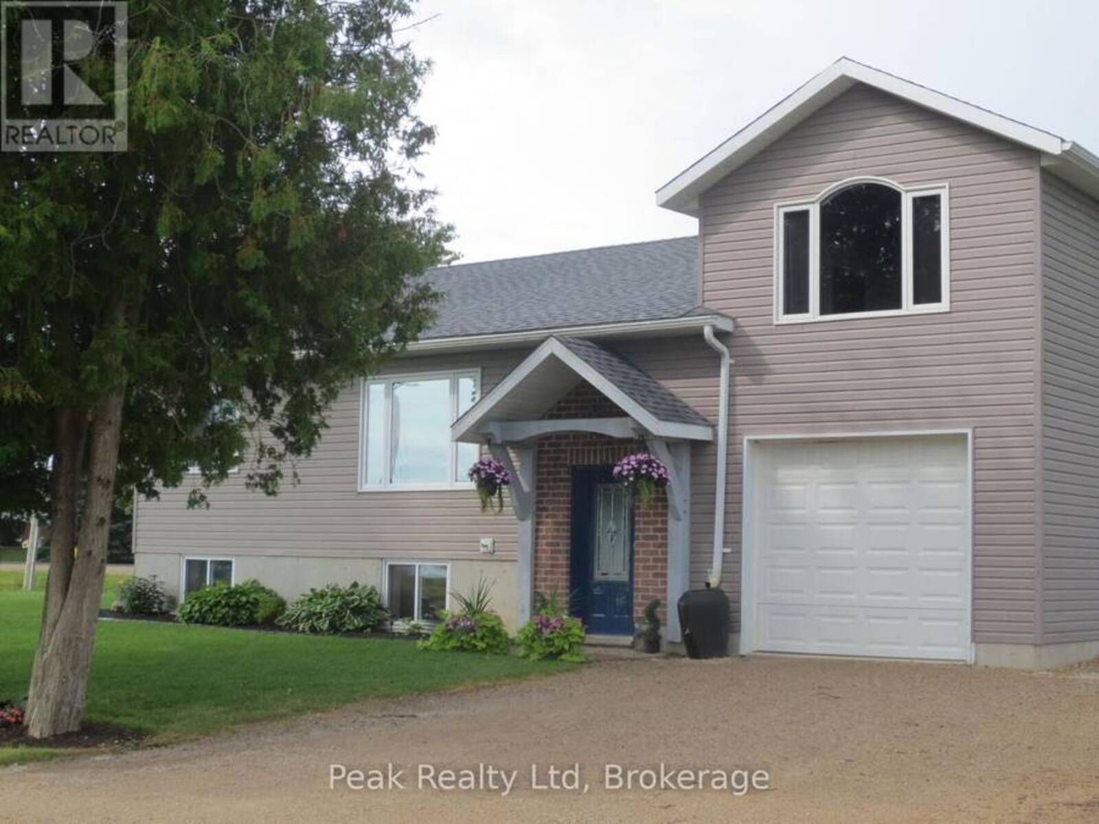5773 HIGHWAY 23 HIGHWAY, Minto, Ontario N0G 1Z0