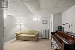 695 JOHN STREET N | Gravenhurst Ontario | Slide Image Thirty-two