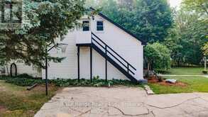 73 QUEEN STREET | Ripley Ontario | Slide Image Thirty-two