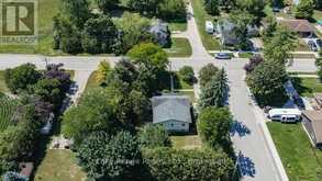 73 QUEEN STREET | Ripley Ontario | Slide Image Forty