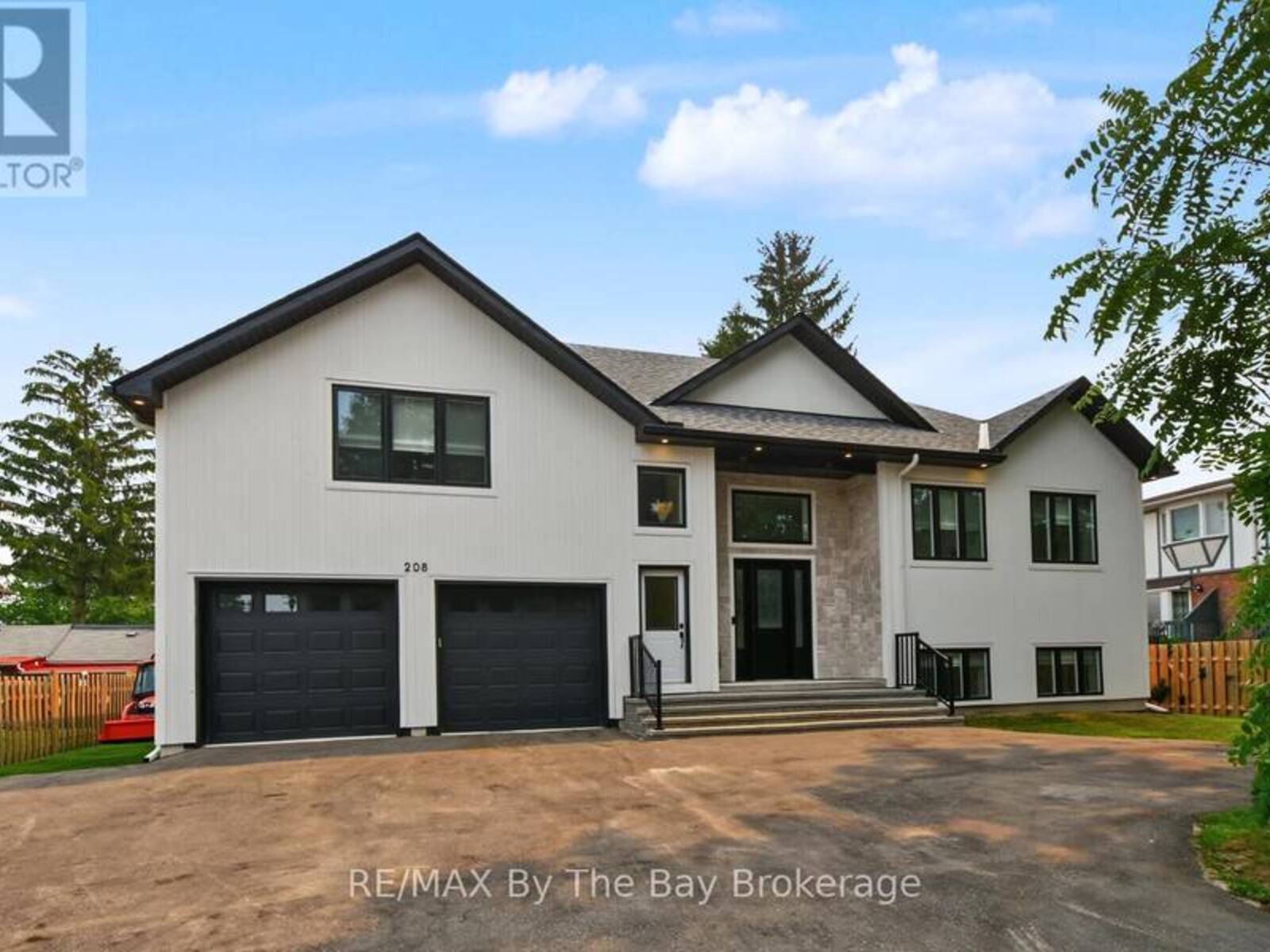 208 THOMAS STREET, Stayner, Ontario L0M 1S0