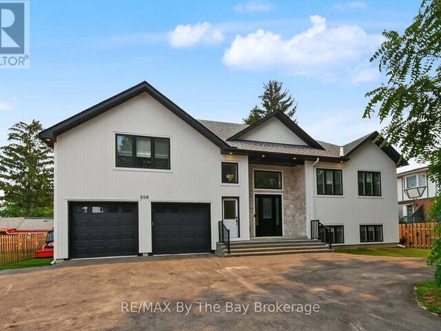 208 THOMAS STREET Stayner Ontario, L0M 1S0 - 4 Bedrooms Home For Sale
