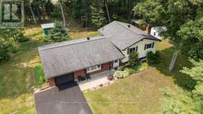 950 MUSKOKA #3 ROAD N | Huntsville Ontario | Slide Image Two