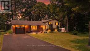 950 MUSKOKA #3 ROAD N | Huntsville Ontario | Slide Image Thirty
