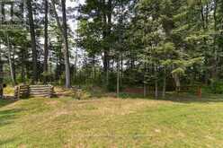 950 MUSKOKA #3 ROAD N | Huntsville Ontario | Slide Image Thirty-four