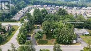 950 MUSKOKA #3 ROAD N | Huntsville Ontario | Slide Image Thirty-five
