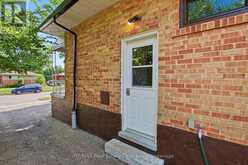 91 DUMBARTON STREET | Guelph Ontario | Slide Image Thirty-one