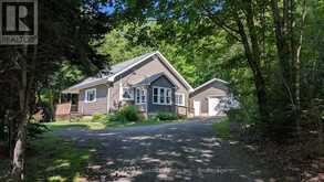 66 HANES ROAD | Huntsville Ontario | Slide Image Four