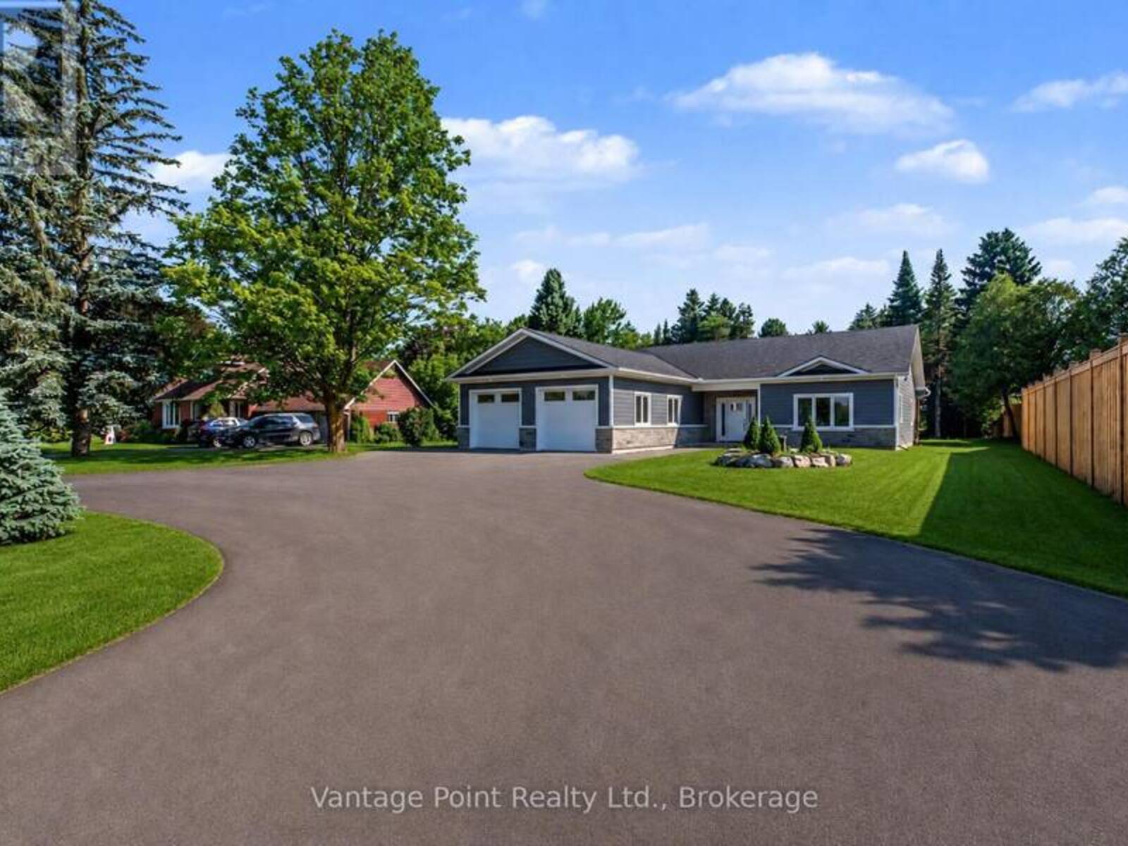 107 TORONTO ROAD, Flesherton, Ontario N0C 1E0