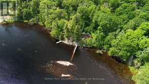 24 SOUTH CRANE LAKE ROAD | The Archipelago Ontario | Slide Image Nineteen