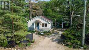 217 DUNKERRON AVENUE | Wasaga Beach Ontario | Slide Image Eight